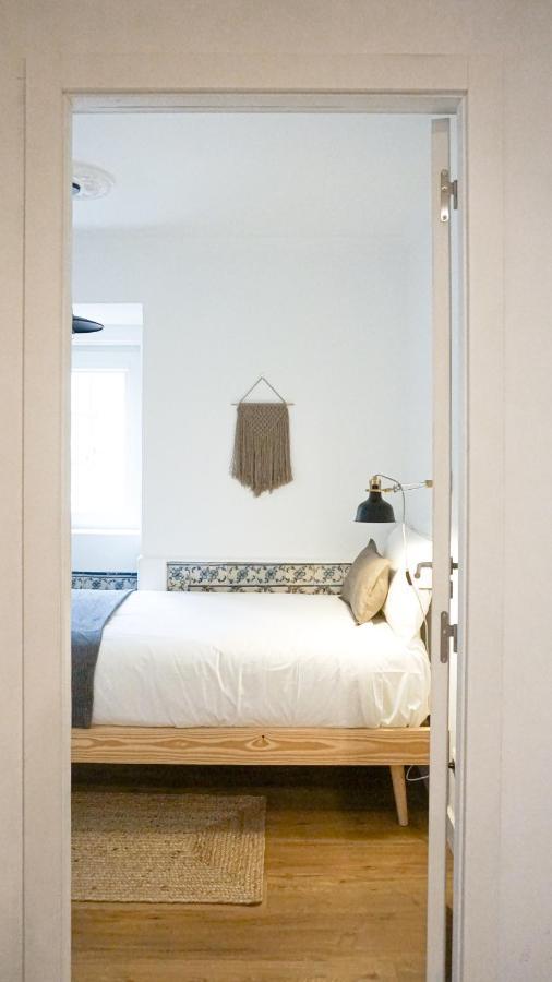 Single Room with Shared Bathroom